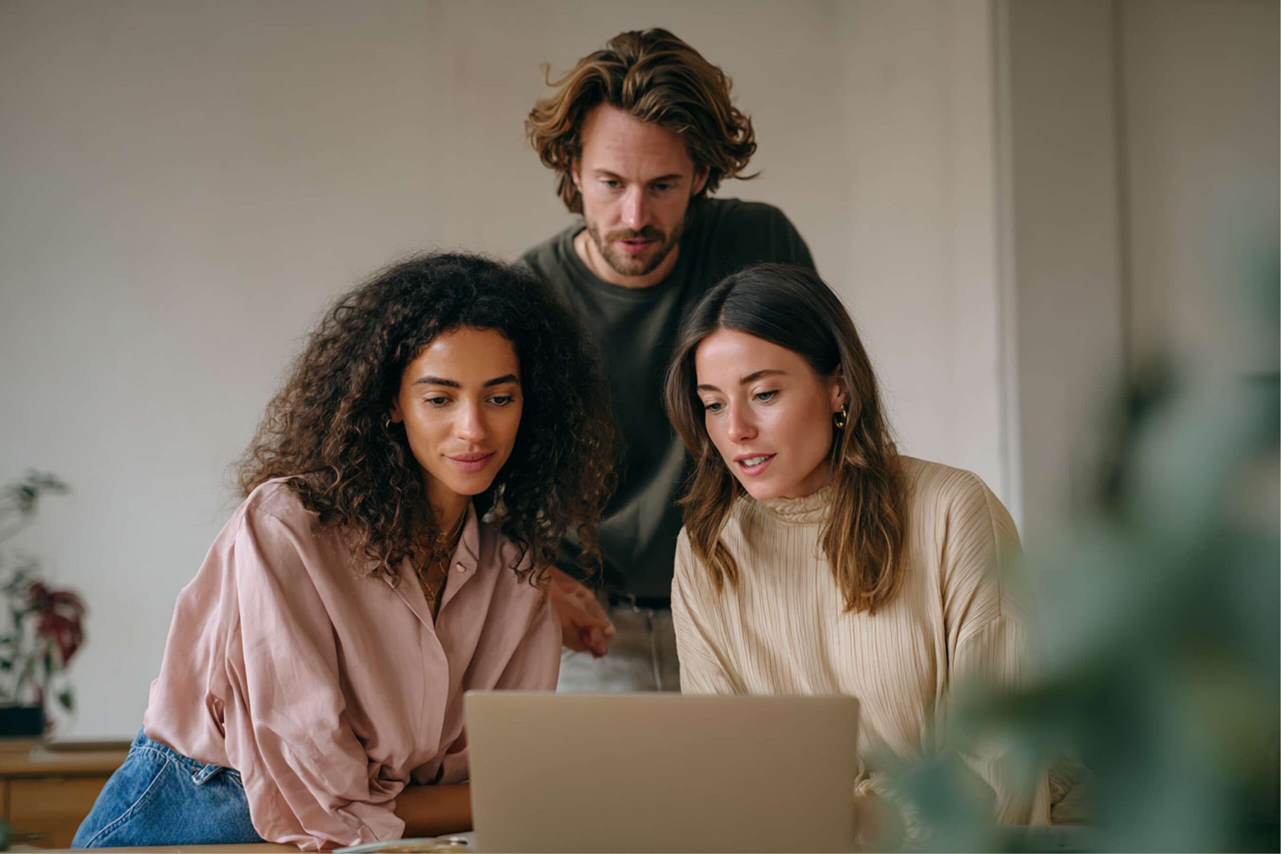 How to build an Airbnb multi-unit listing strategy: a guide for small hosts