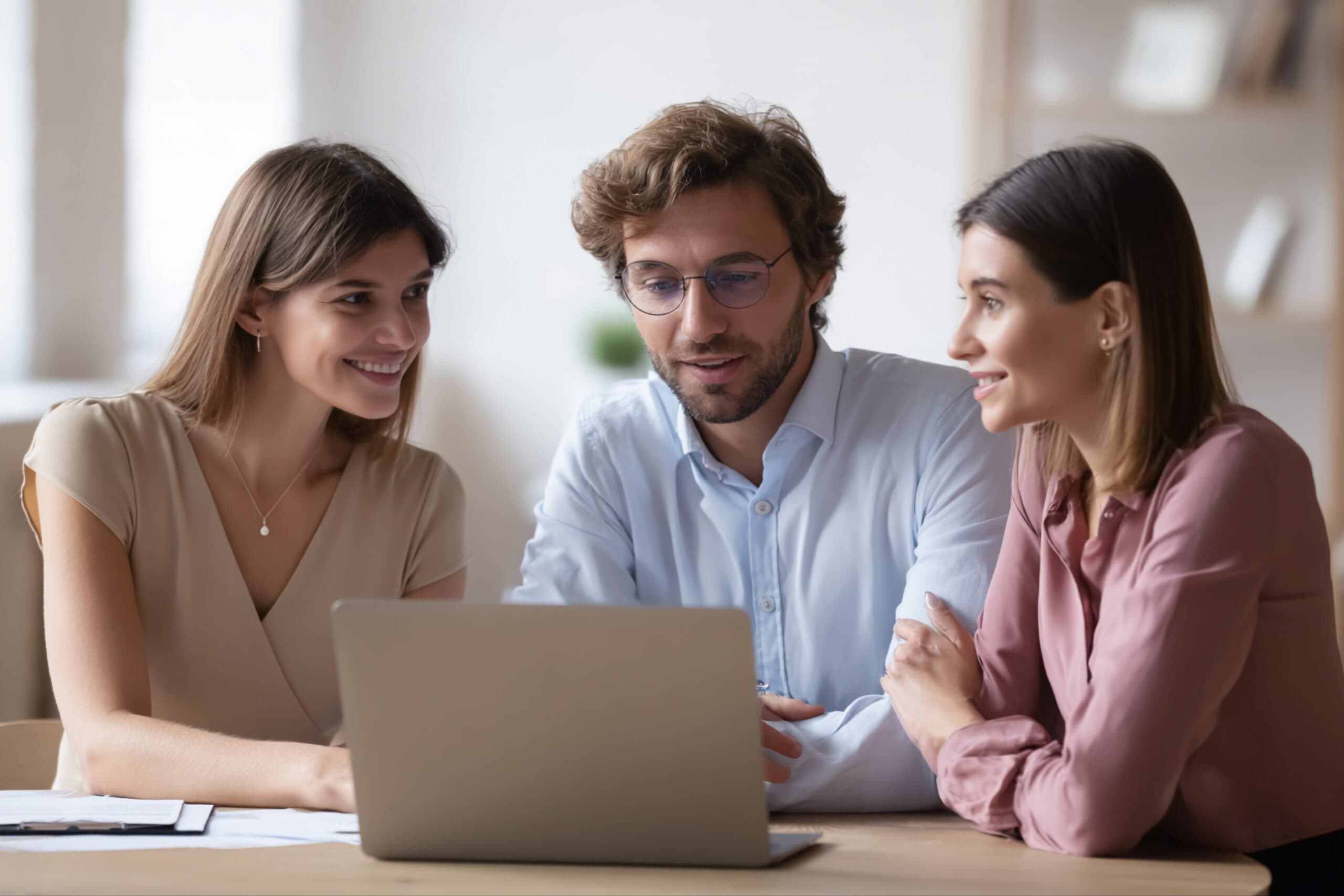 How to choose the best payment processing solutions for vacation rentals